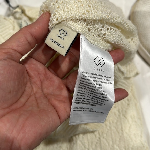 NWT Cubic Originals Knit Set - Picture 6 of 6